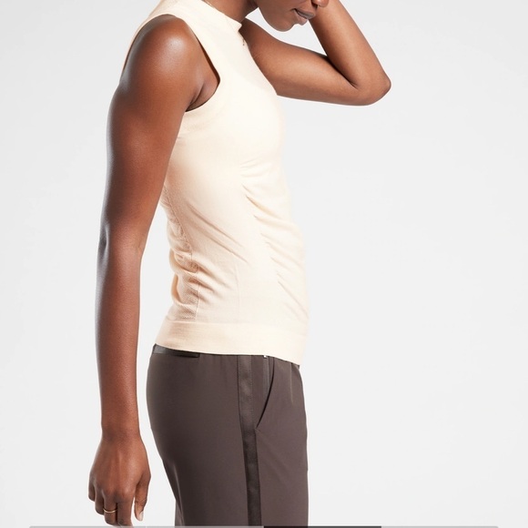 Athleta Foresthill Ascent Seamless Tank - Picture 3 of 9